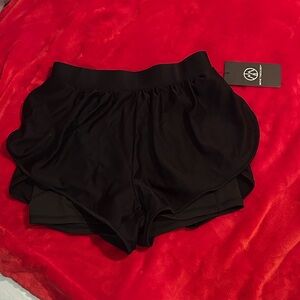 MOVE THEOLOGY Women’s Black Mesh Layer Up Shorts Size Small/Medium.